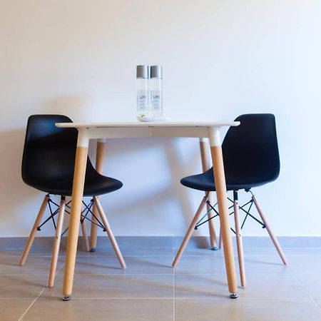 Toni'S Charming Apartment In The Thisseo Station أثينا المظهر الخارجي الصورة