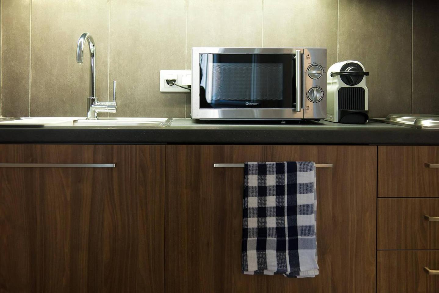 Toni'S Charming Apartment In The Thisseo Station أثينا المظهر الخارجي الصورة